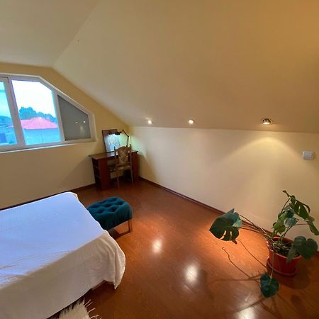 Cosy Bedroom For 2 With Balcony In A Family Villa Turnu Măgurele Εξωτερικό φωτογραφία