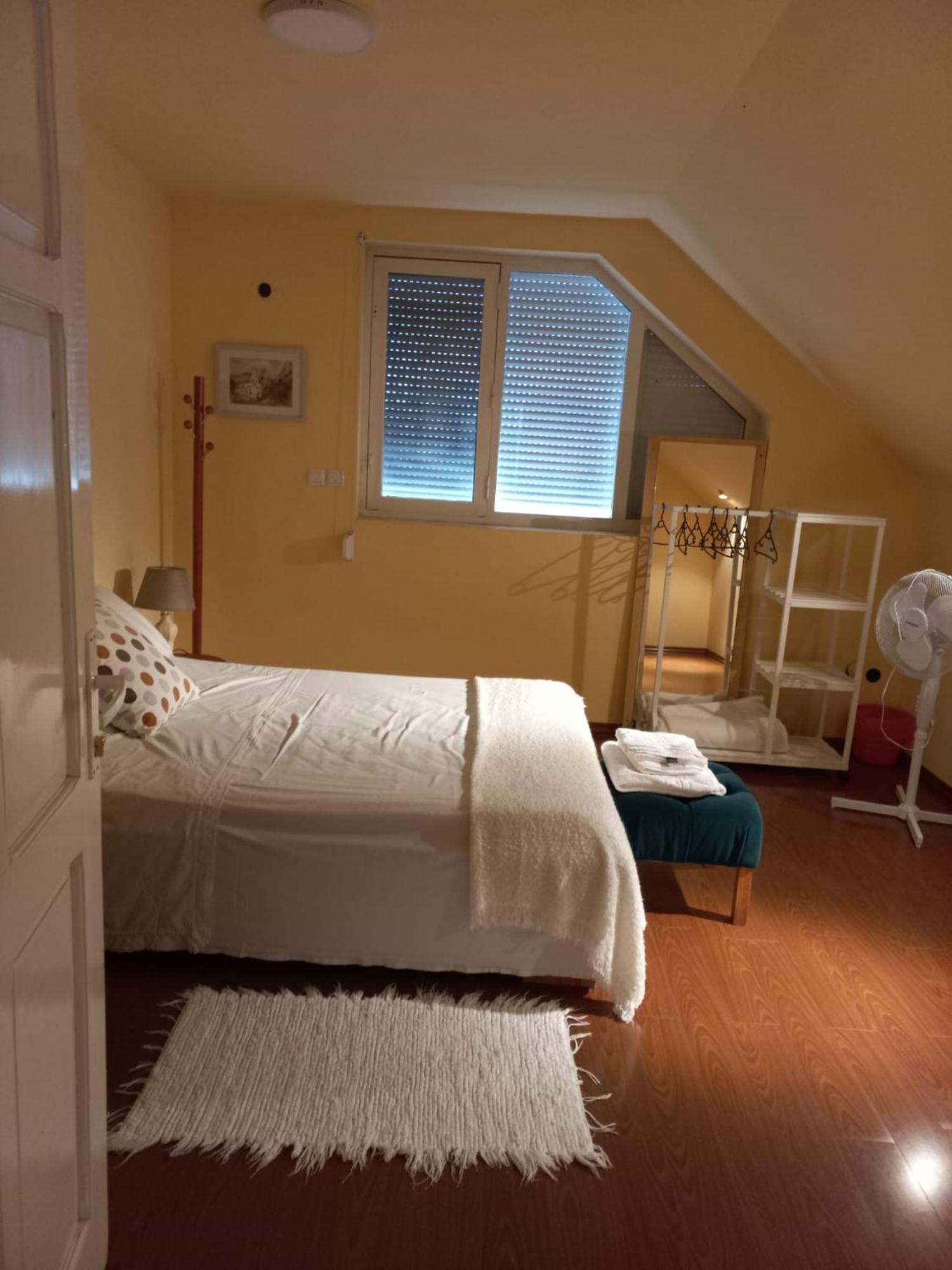 Cosy Bedroom For 2 With Balcony In A Family Villa Turnu Măgurele Εξωτερικό φωτογραφία